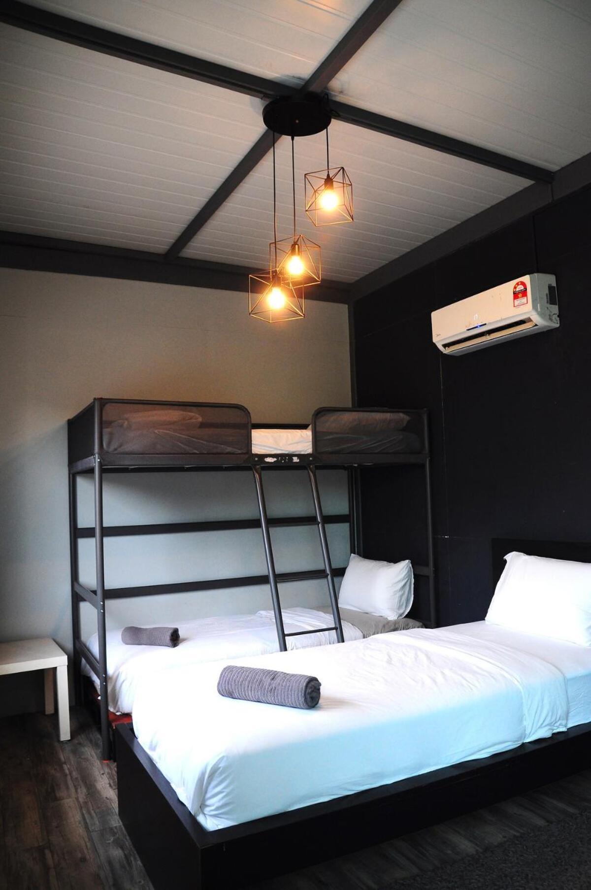 Grayhaus Spacious Bungalow & Garden Villa - Ss3 Petaling Jaya, Near Sunway - Stay Only No Events Extérieur photo